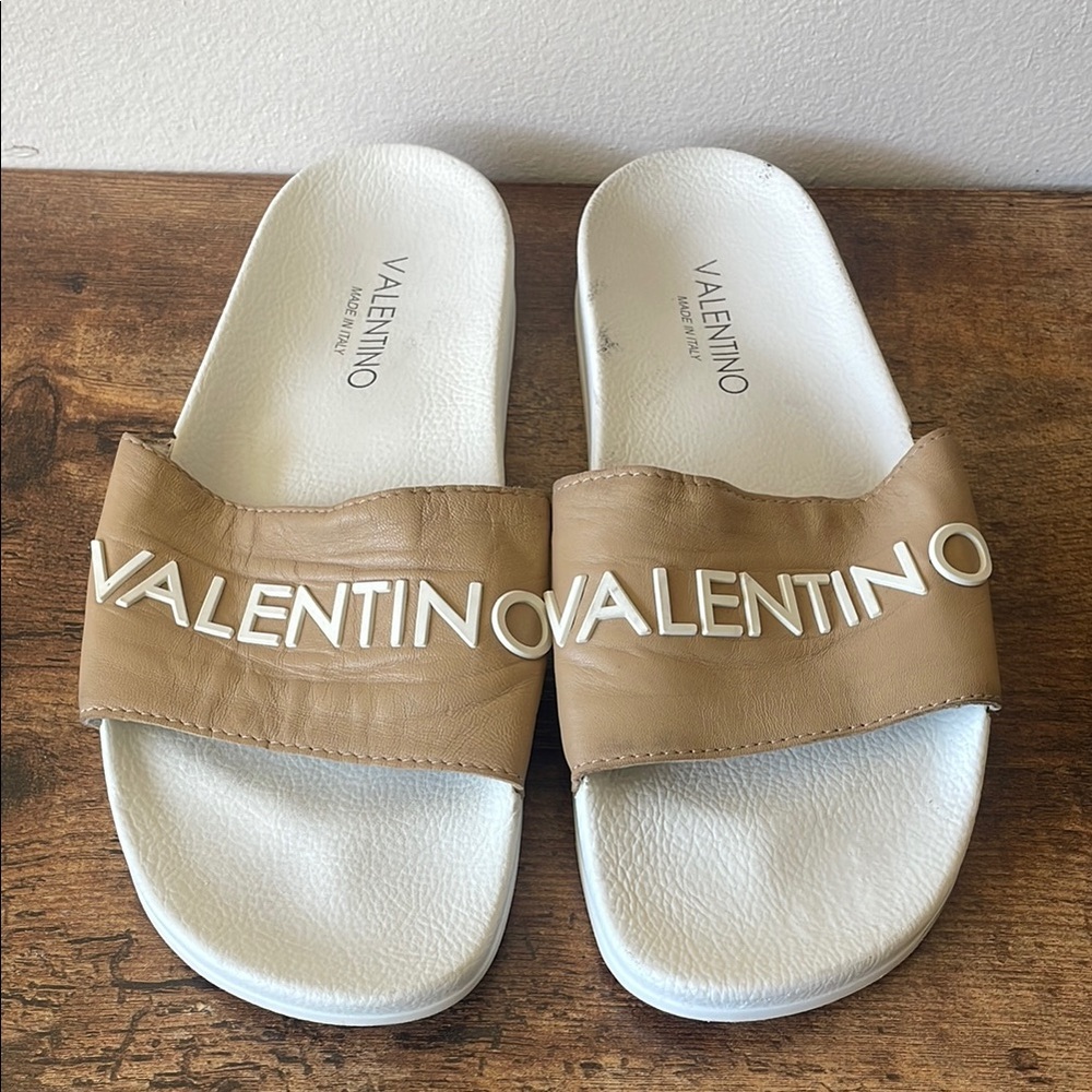 Mario Valentino leather Slides